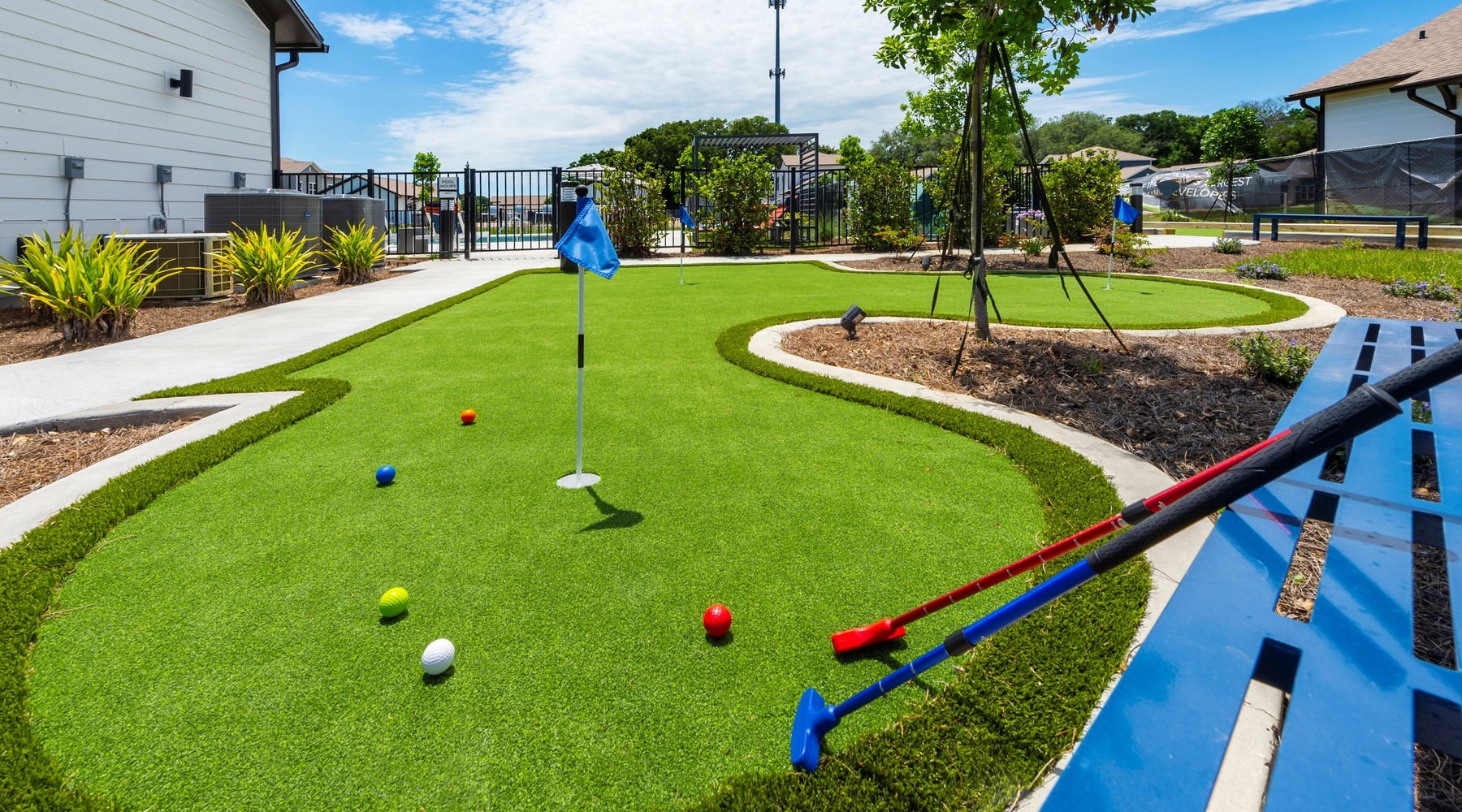 Access to resident only features putting green with putters and golf balls